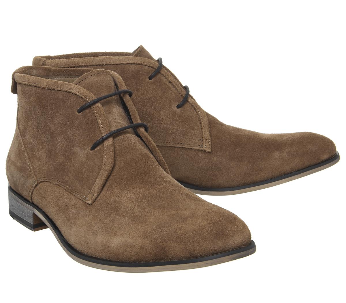 OFFICEBarker Chukka BootsTan Suede