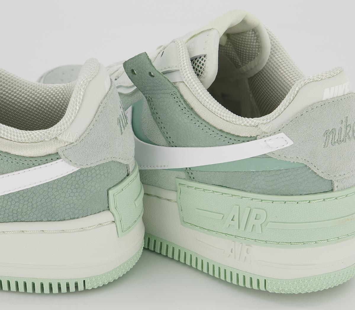 NikeAir Force 1 Shadow TrainersSpruce Aura White Pistachio Frost