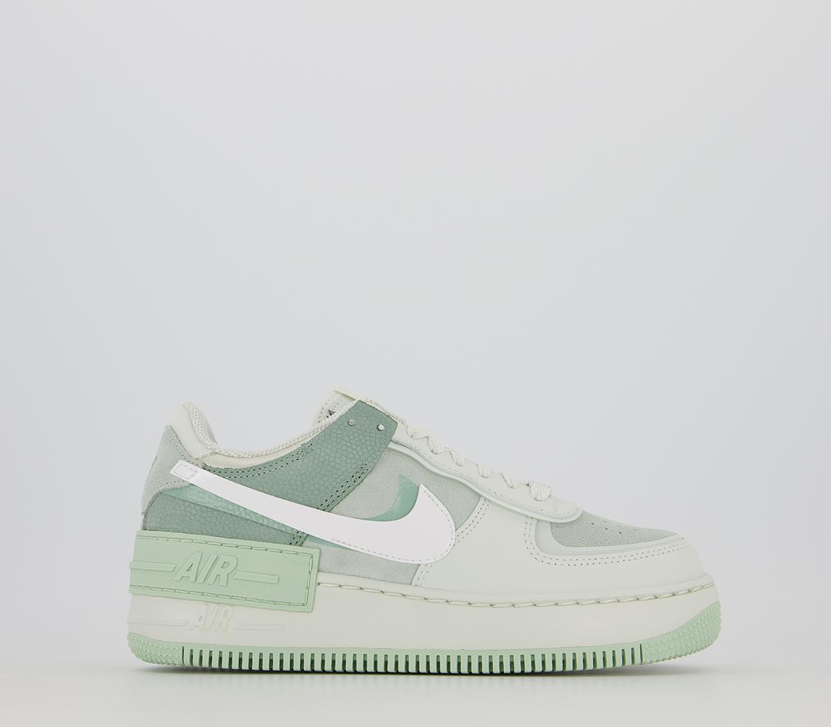 Bang om te sterven Pracht religie Nike Air Force 1 Shadow Trainers Spruce Aura White Pistachio Frost -  Women's Trainers