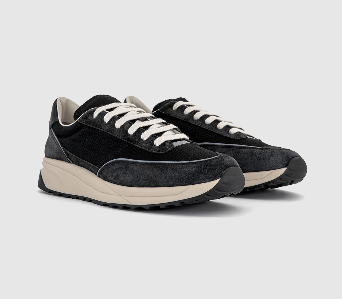 Common ProjectsTrack Classic TrainersBlack