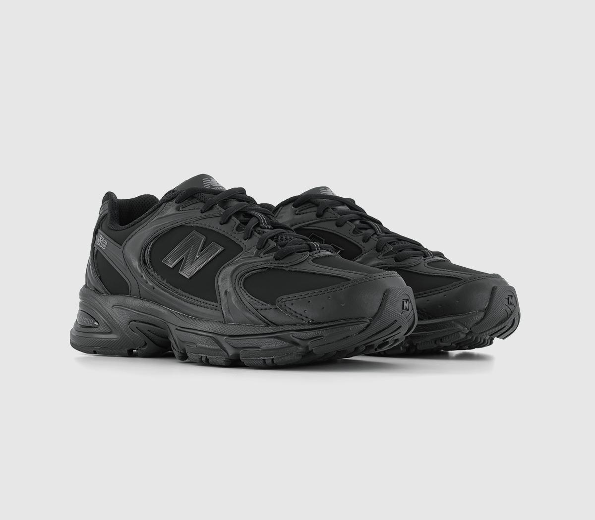 New BalanceMr530 TrainersBlack Mono