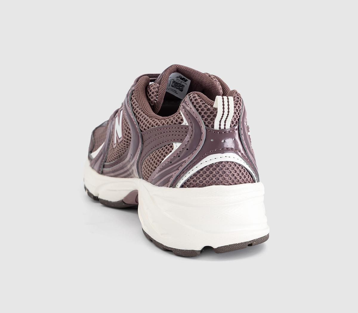 New Balance530 TrainersFast Track Pebble