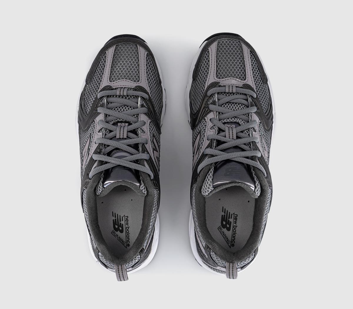 New BalanceMR530 TrainersBlack Metallic Truffle Salt