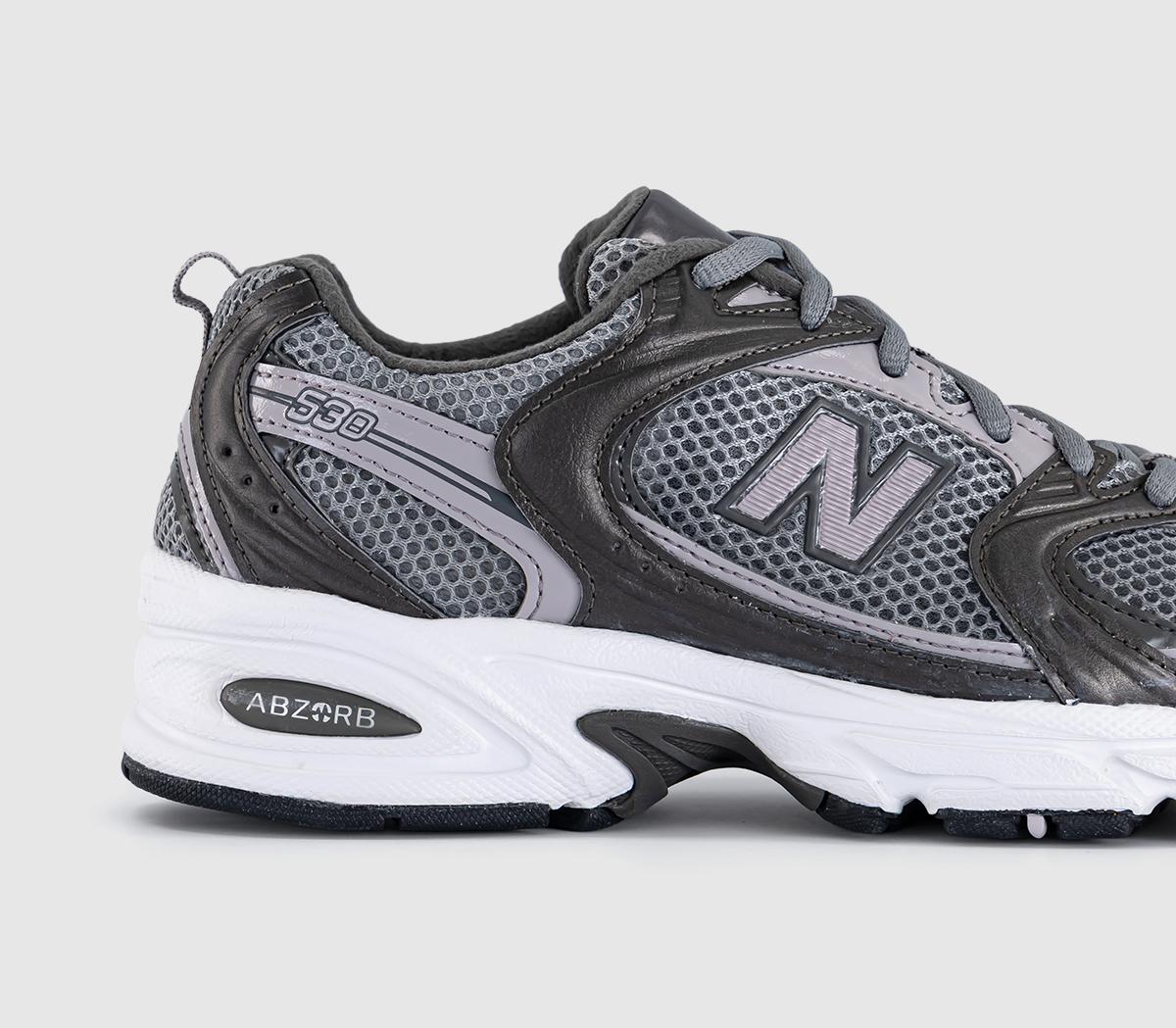 New BalanceMR530 TrainersBlack Metallic Truffle Salt