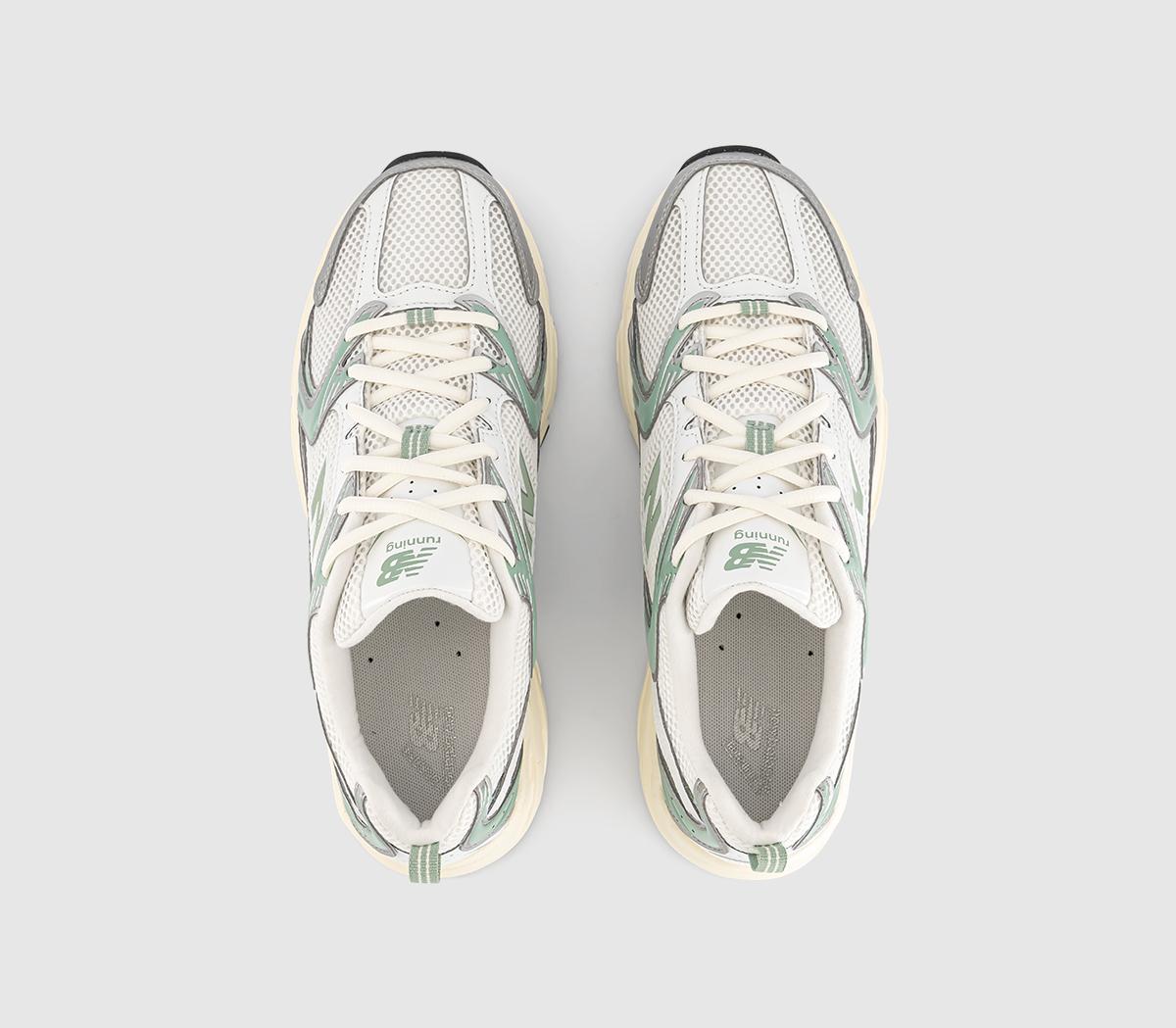 New Balance530 Trainers New Balance530 TrainersSilver Metallic Green