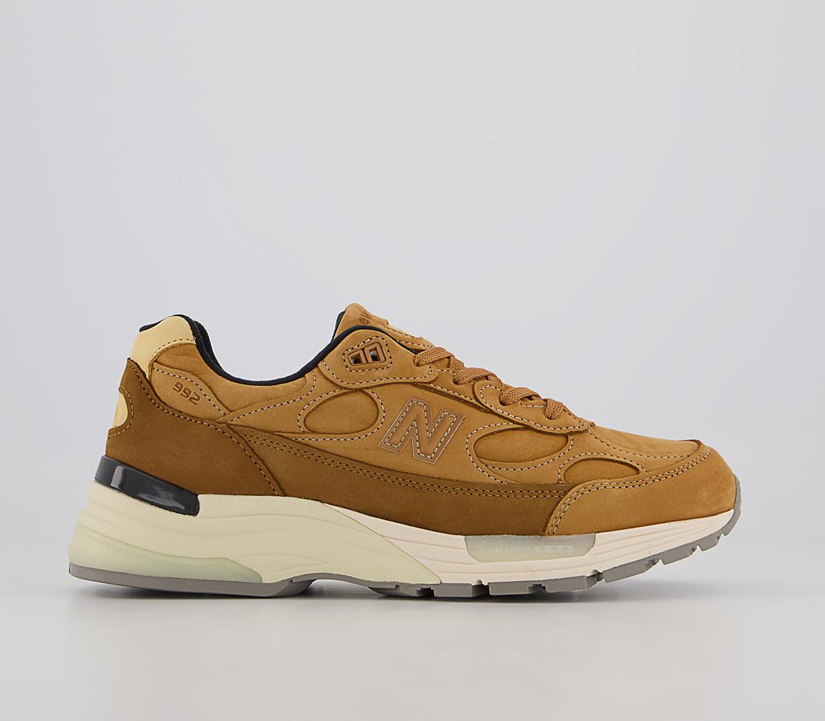 Mens tan 2025 new balance