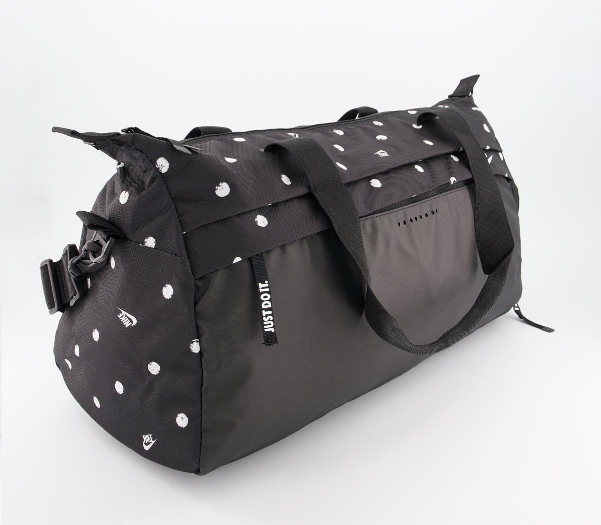 Nike radiate cheap training duffel bag