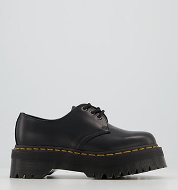 Girls doc hot sale martens shoes