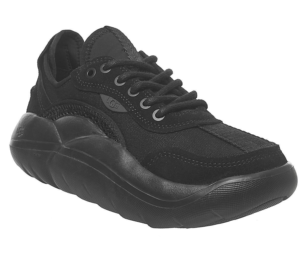 UGG La Cloud Low Trainers Black Flat Shoes for Women