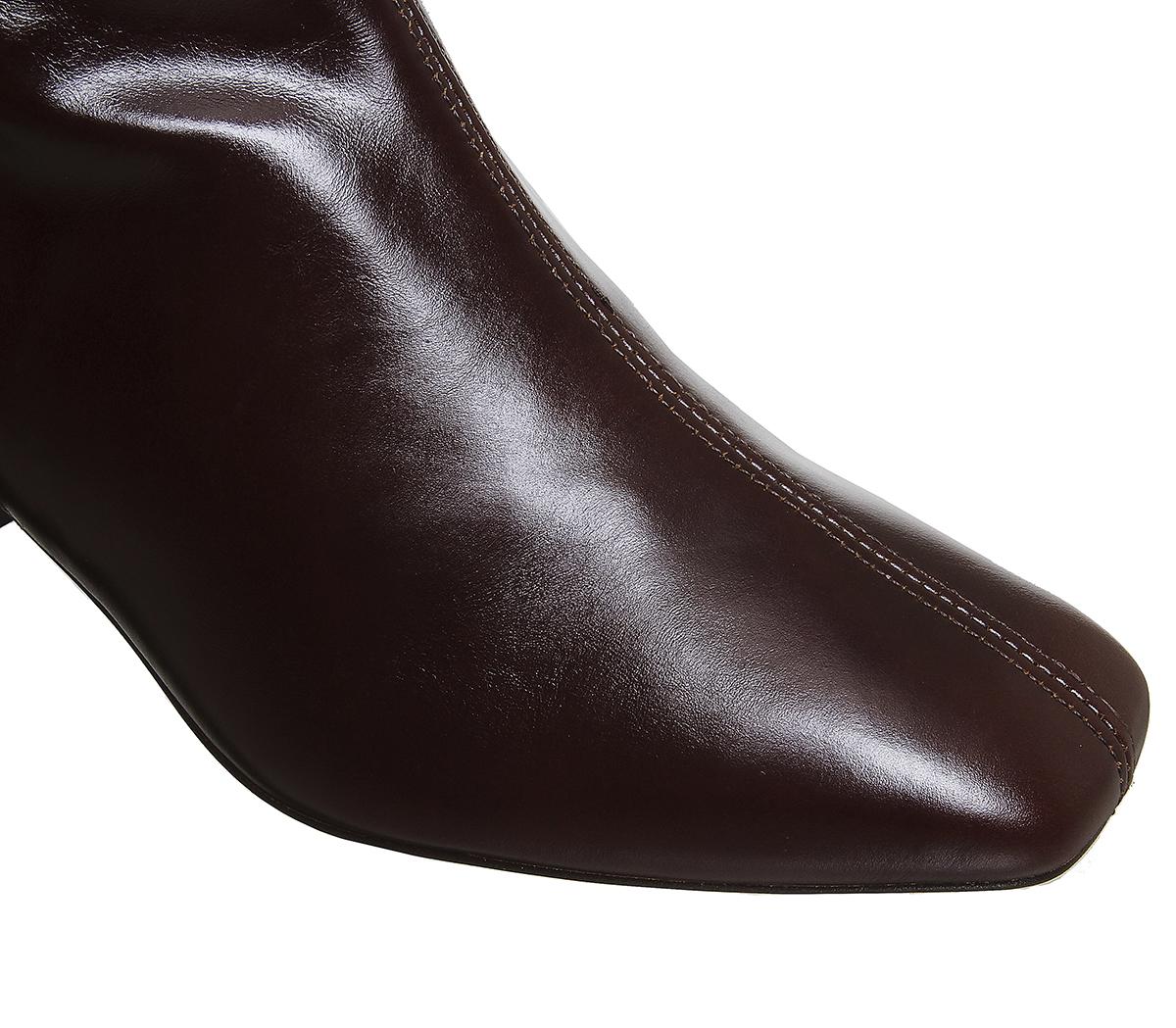 OFFICEAloof Smart Boots OFFICEAloof Smart BootsChoc Leather