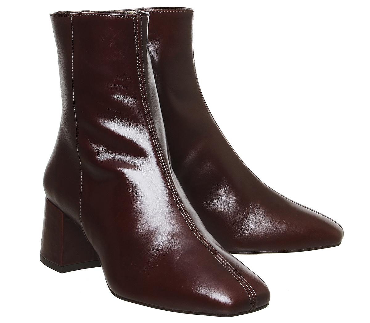 OFFICEAloof Smart Boots OFFICEAloof Smart BootsChoc Leather
