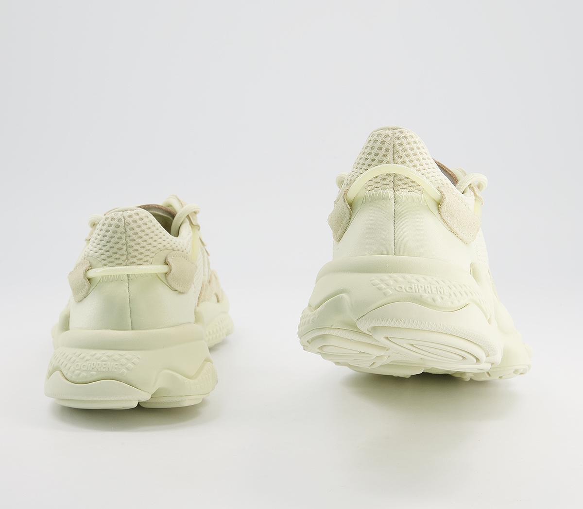 adidasOzweego Junior TrainersSand