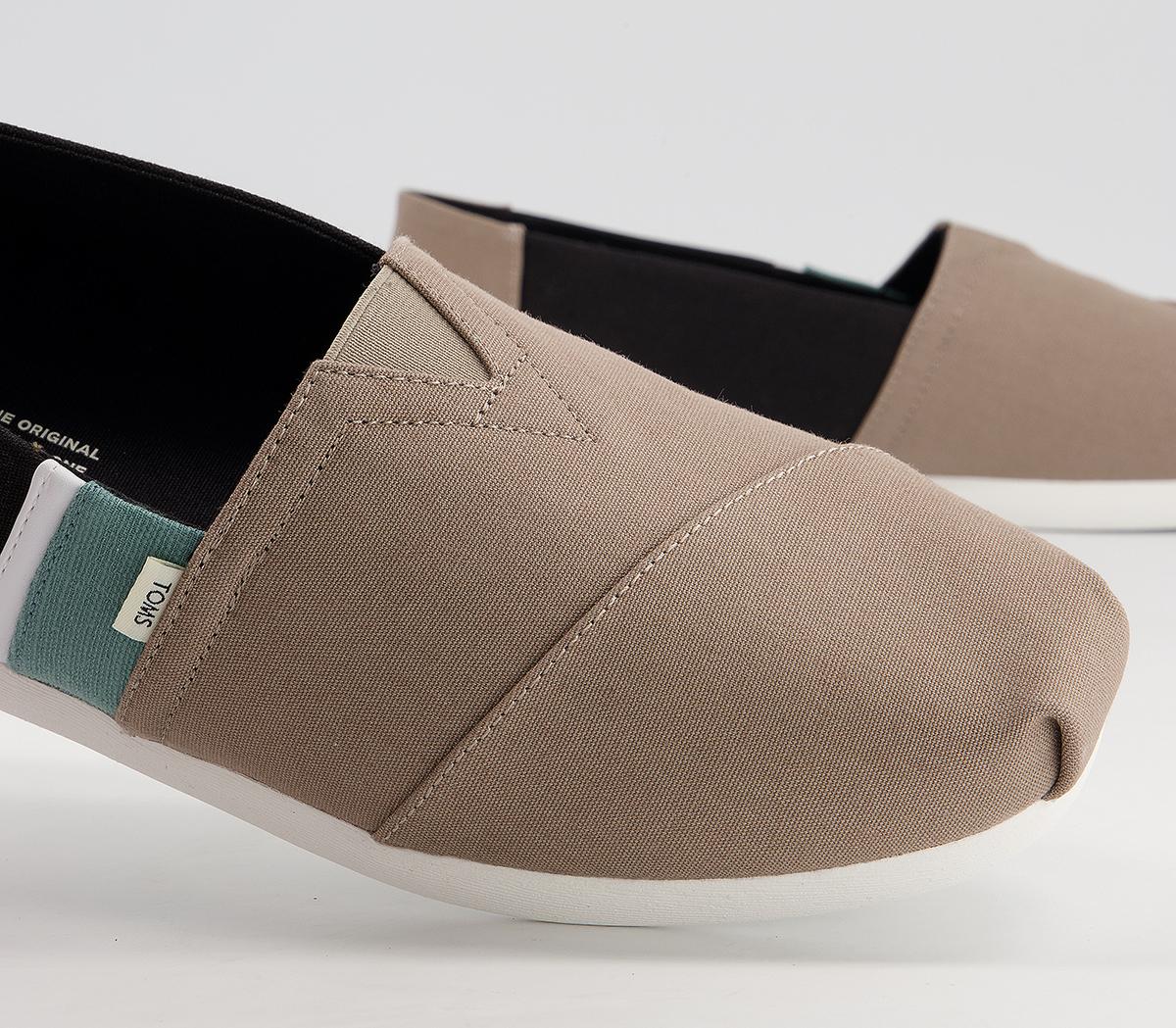 TOMS Toms Classic Alpargata Espadrilles TOMS Toms Classic Alpargata Espadrilles Desert Taupe Color Bloack
