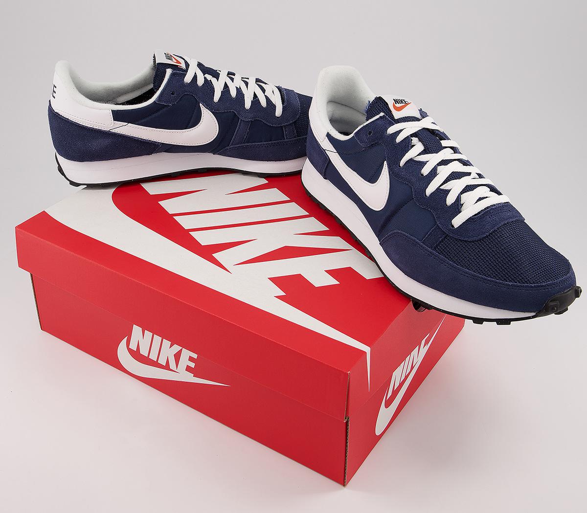 nike challenger trainers