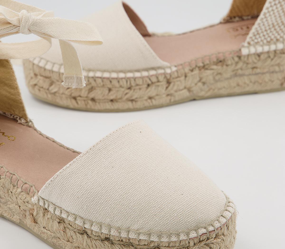Gaimo for OFFICEFlat Ankle Tie SandalsNatural