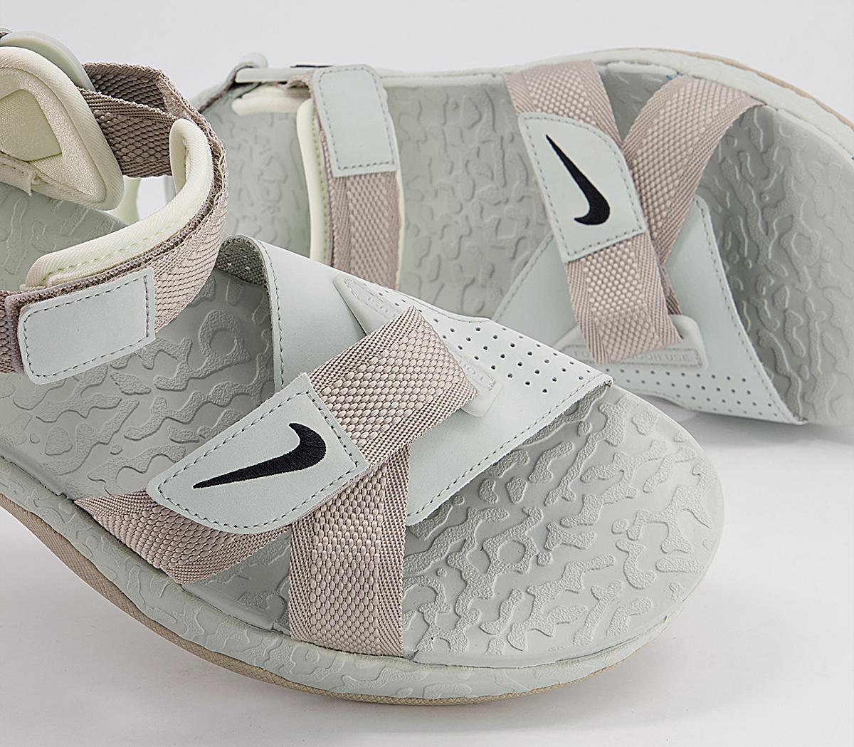 Nike Acg Air Deschutz Sandals Nike Acg Air Deschutz Sandals Cream Black