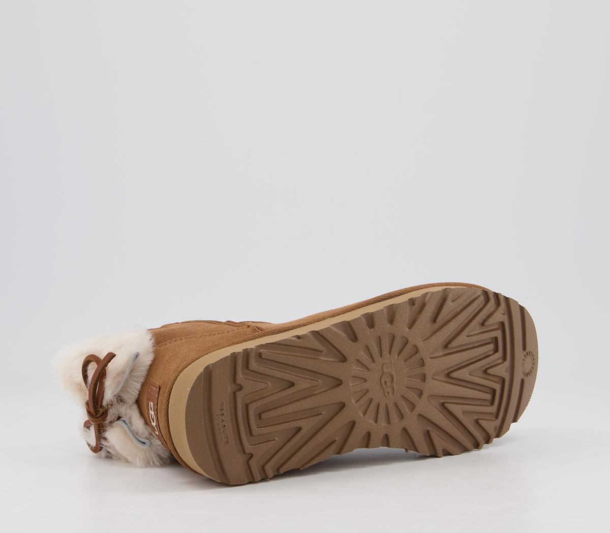 UGGClassic Mini BowChestnut