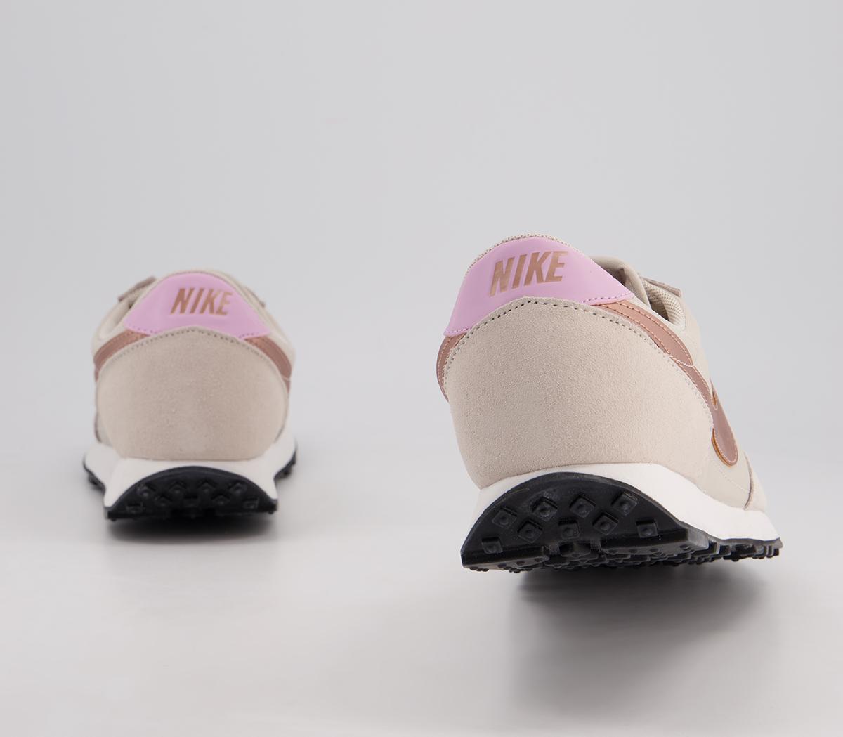 NikeDaybreak TypeLight Orewood Brown Metallic Red Bronze Black