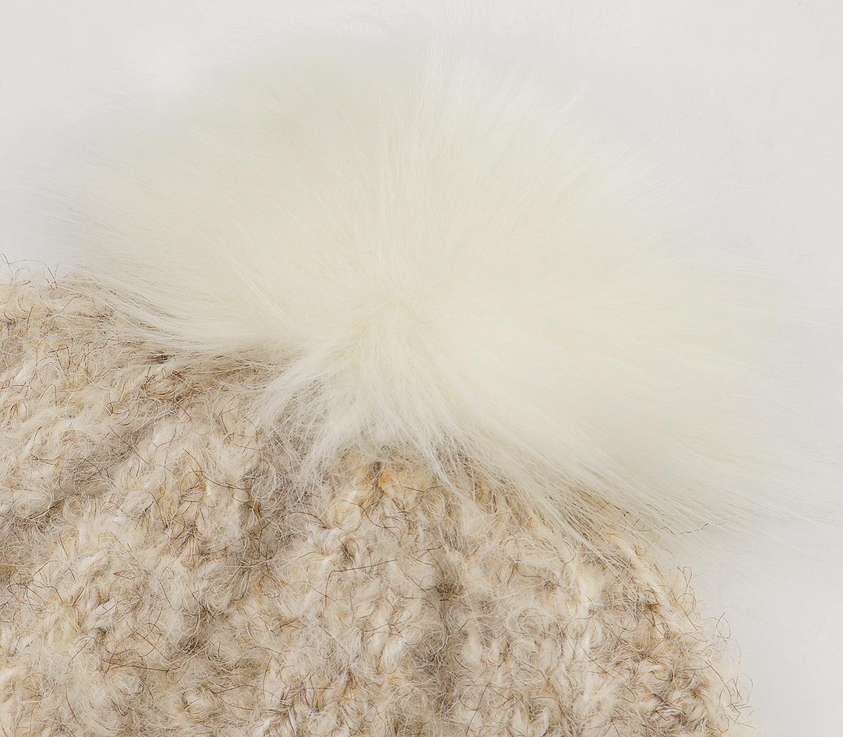 UGG Boucle Knit Cuff Hat W Pom UGG Boucle Knit Cuff Hat W Pom Oatmeal