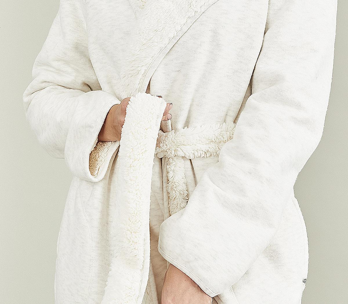 UGG Portola Reversible Robe UGG Portola Reversible Robe Cream Heather