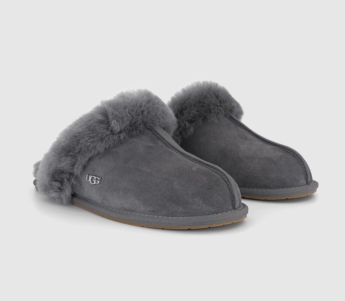 UGG Scuffette II Metal Logo Slippers UGG Scuffette II Metal Logo Slippers Grey