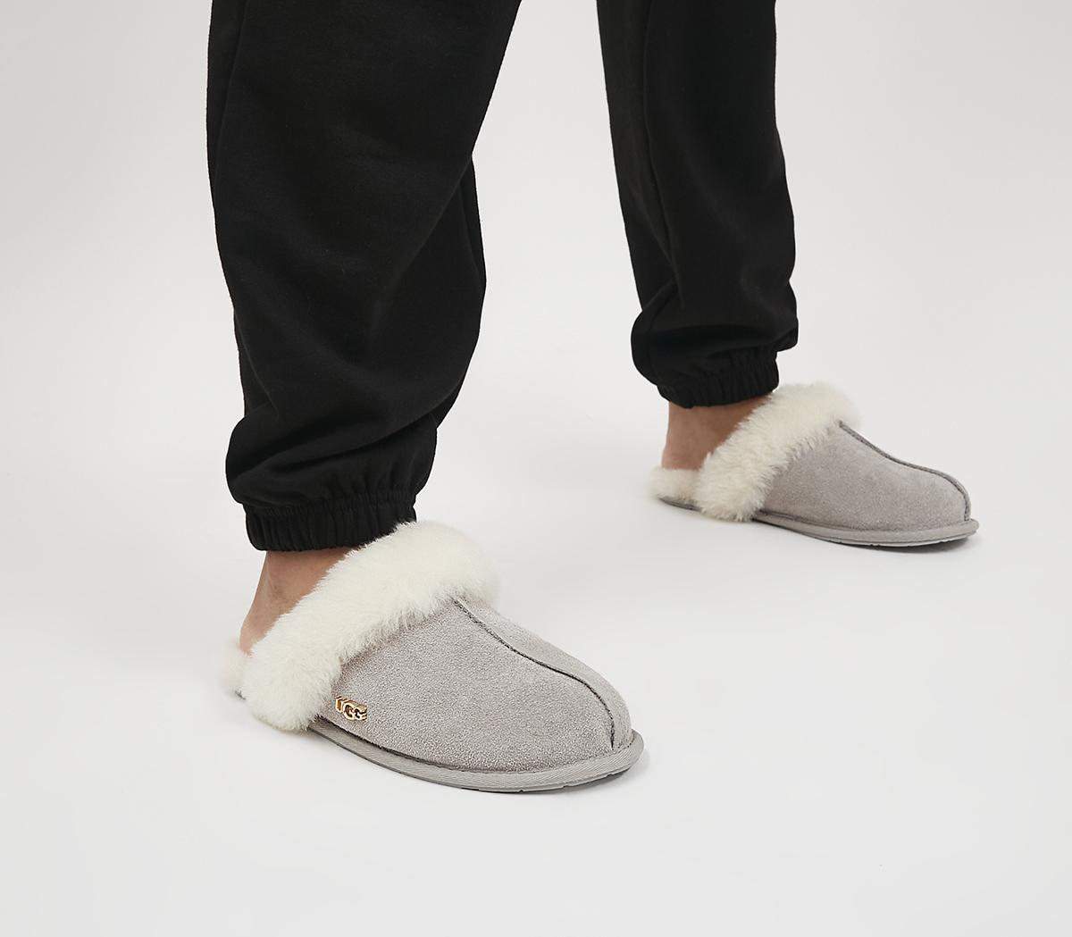 UGG Scuffette Ii Metal Logo Slippers Drizzle Grey - UGG Slippers