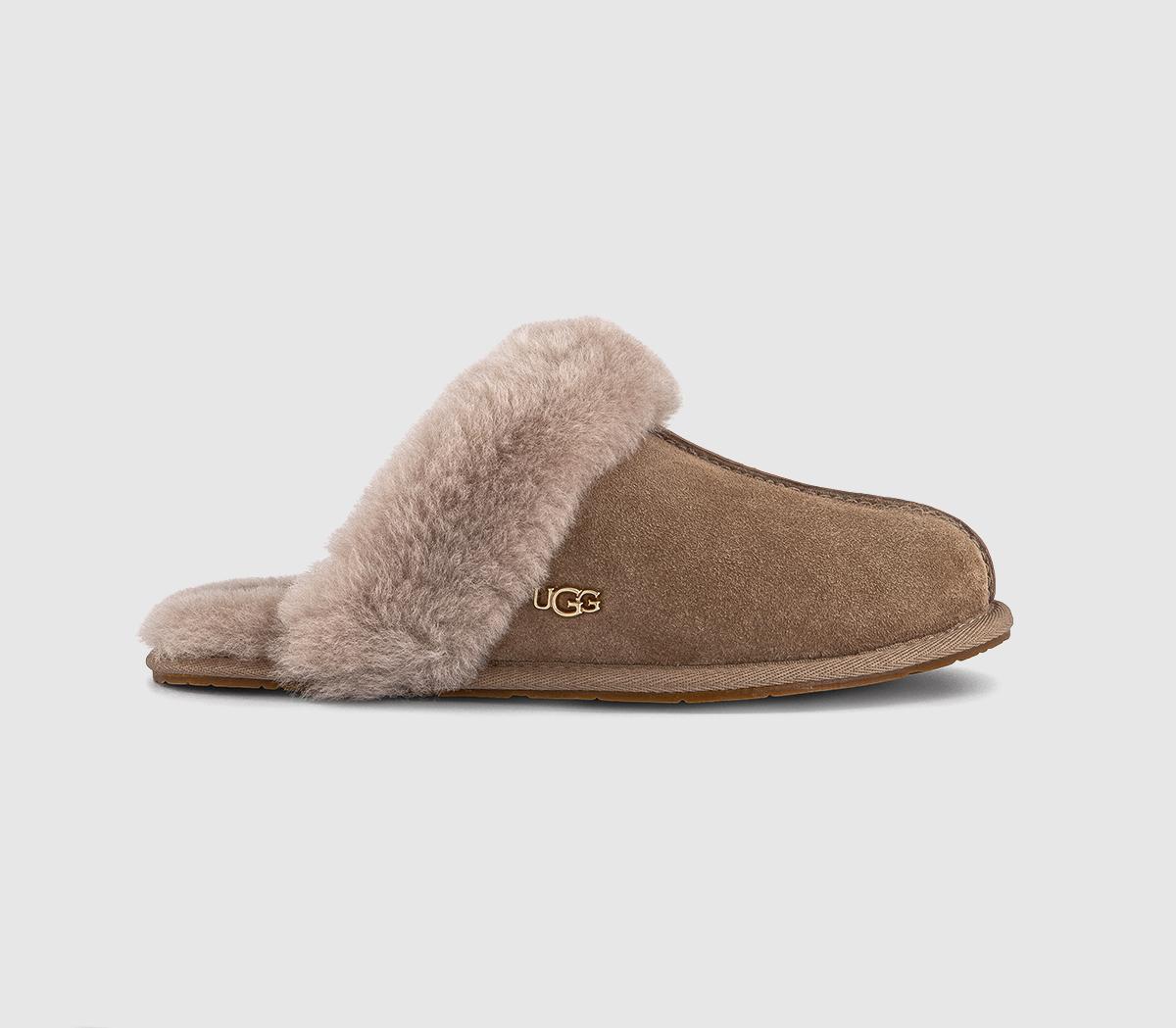 UGGScuffette II Metal Logo Slippers UGGScuffette II Metal Logo SlippersMushroom