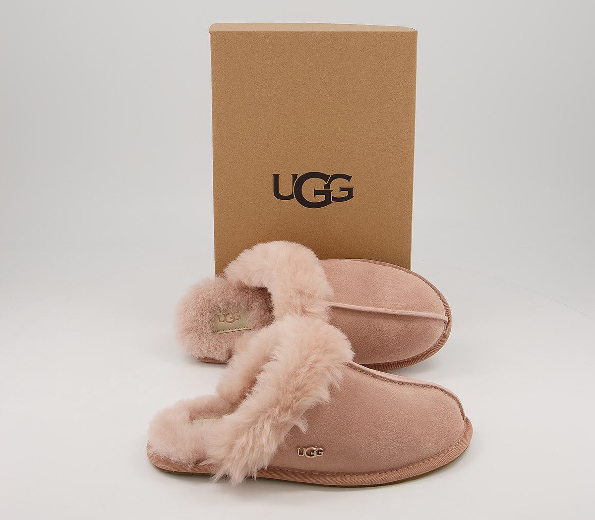 UGGScuffette II Metal Logo Slippers UGGScuffette II Metal Logo SlippersDusty Pink