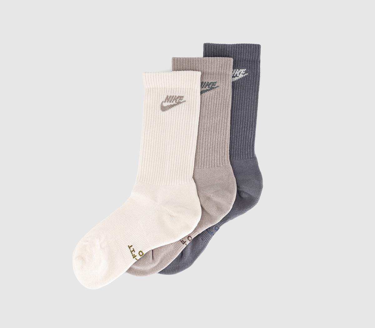 NikeCrew Socks 3 PairOat Grey