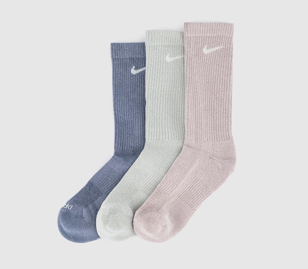 NikeCrew Socks 3 Pairs NikeCrew Socks 3 PairsBlue Pink Green