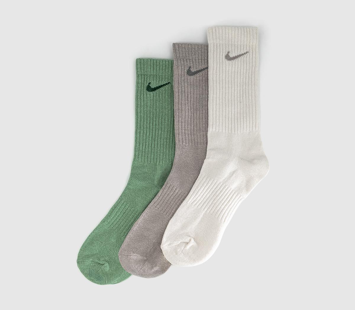 NikeCrew Socks 3 PairsGreen Cream
