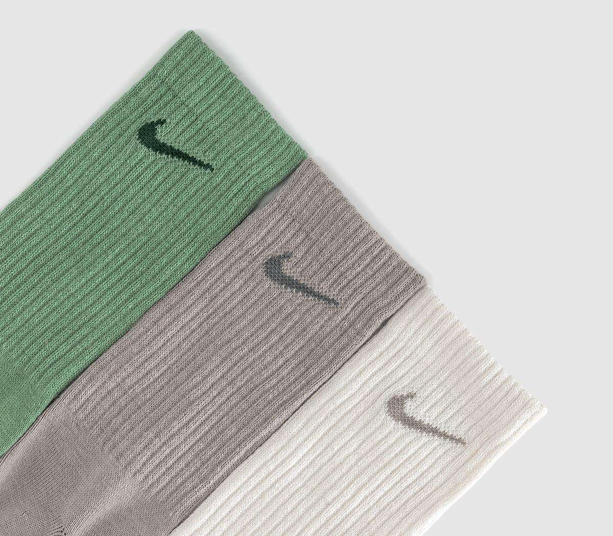 NikeCrew Socks 3 PairsGreen Cream