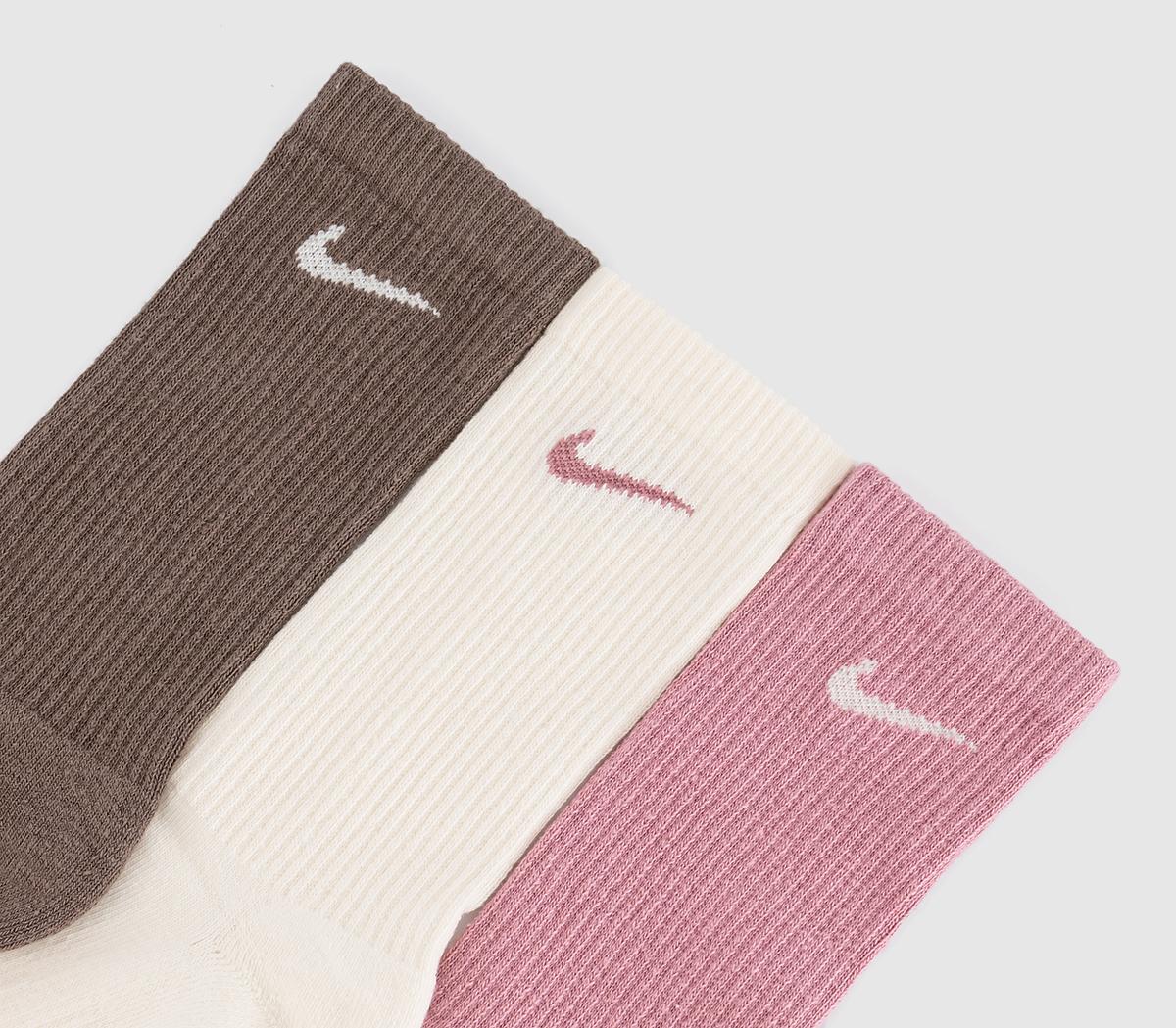 NikeCrew Socks 3 Pair NikeCrew Socks 3 PairPink Brown Cream
