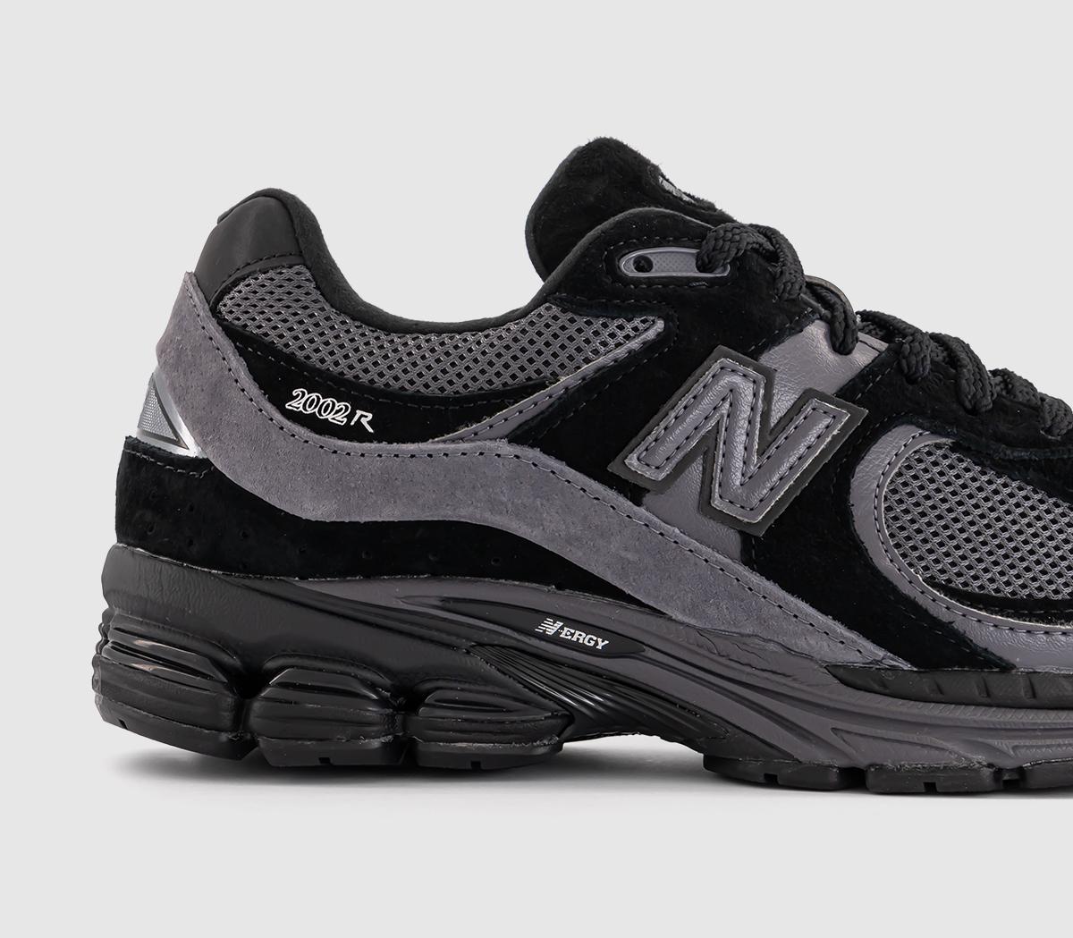 New Balance2002 Trainers New Balance2002 TrainersBlack