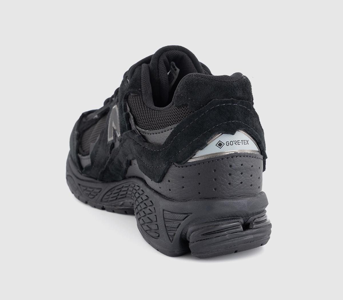 New Balance2002 GTX TrainersBlack Gray