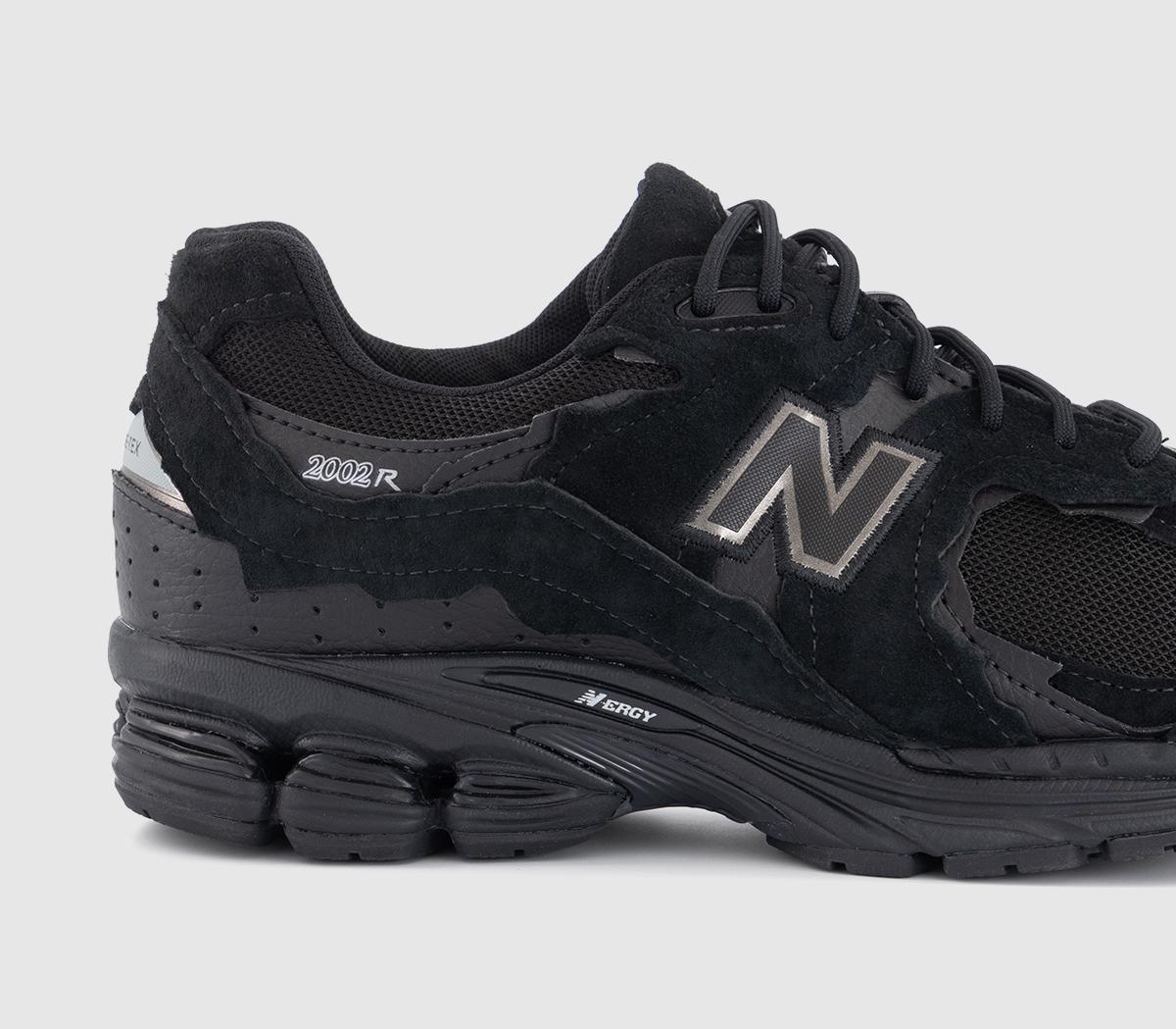 New Balance2002 GTX TrainersBlack Gray