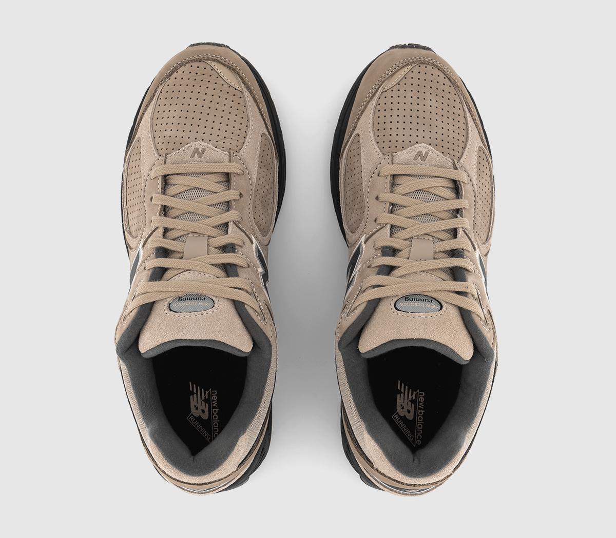 New Balance2002R TrainersDriftwood Black