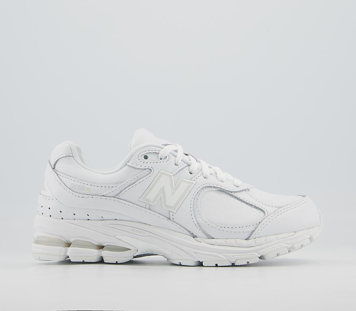 New Balance2002 Trainers New Balance2002 TrainersMunsell White
