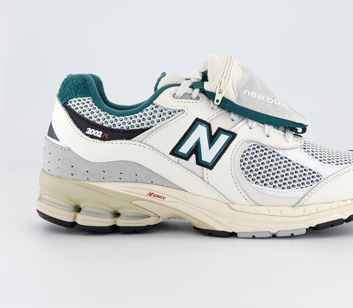 New Balance 2002R Trainers Sea Salt Green - Women's Trainers