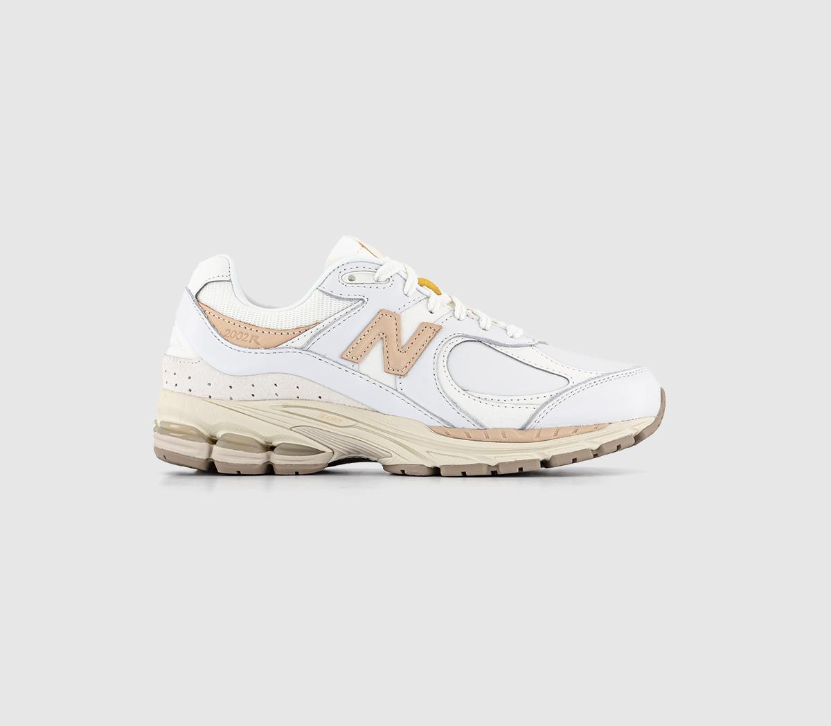 New Balance2002R TrainersBright White Offwhite Nude