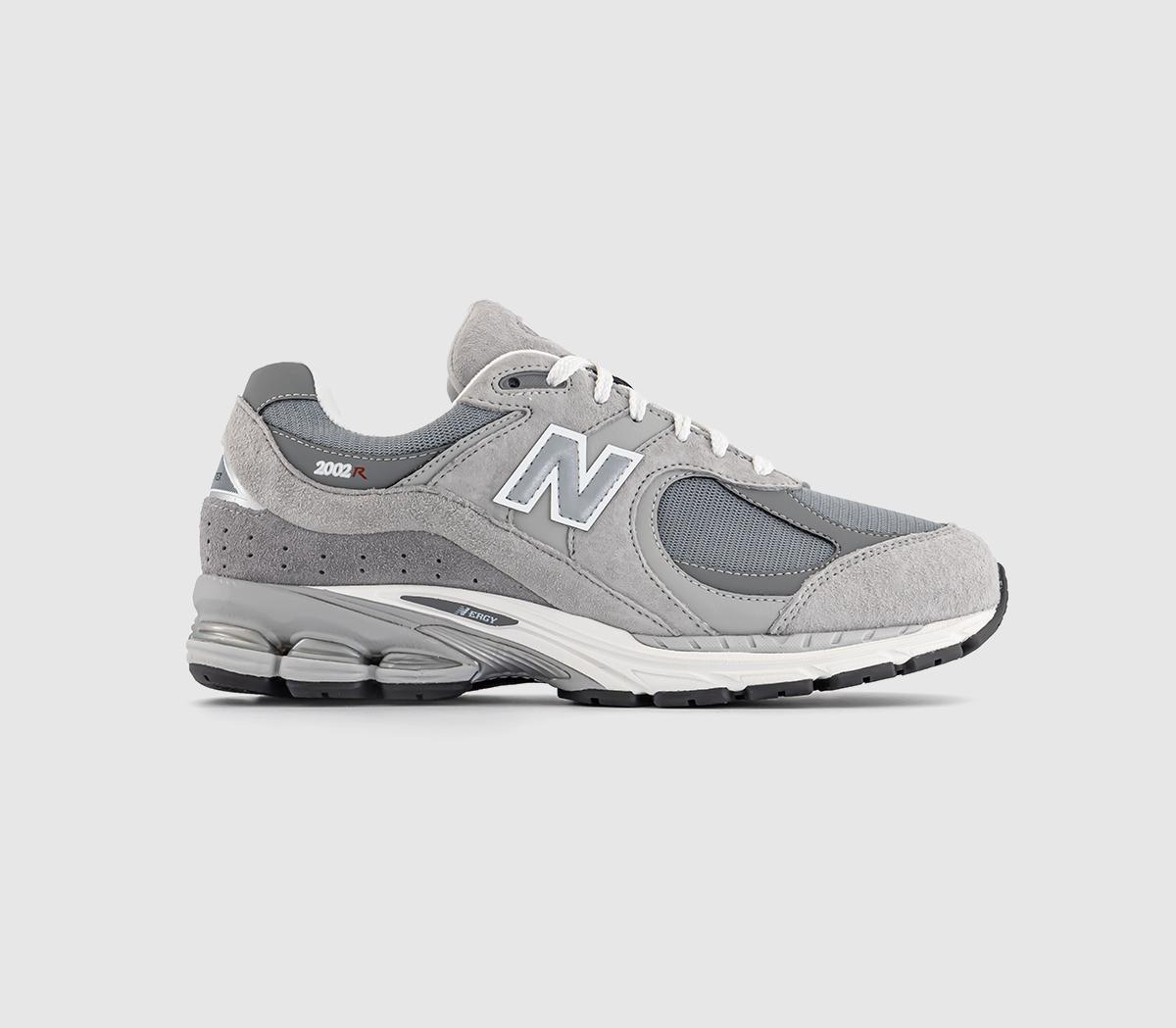 New Balance 2002R GORE-TEX Trainers Concrete Grey - Unisex Sports