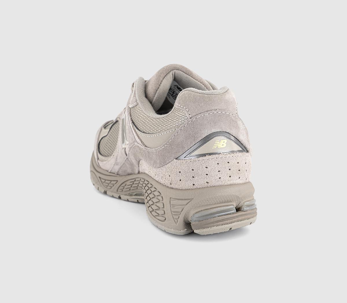 New Balance2002 TrainersArid Stone