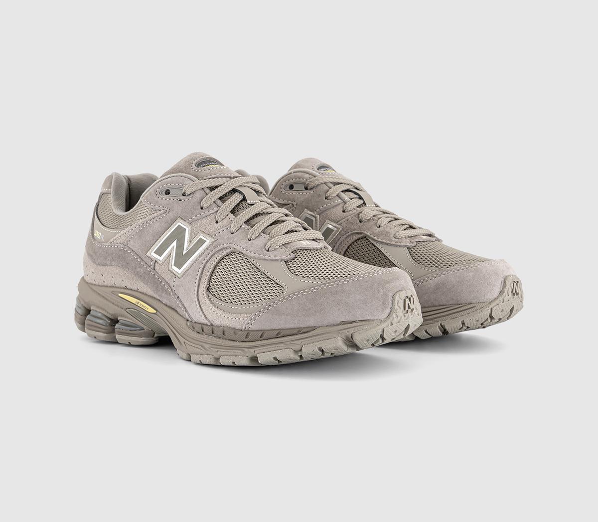 New Balance2002 TrainersArid Stone