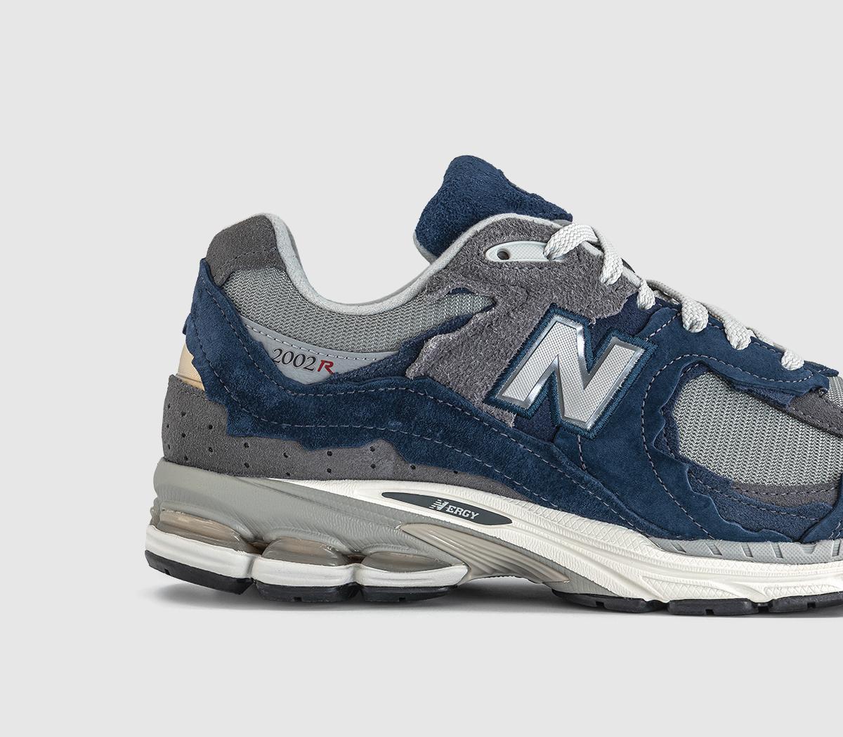 New Balance2002 TrainersNavy Raincloud