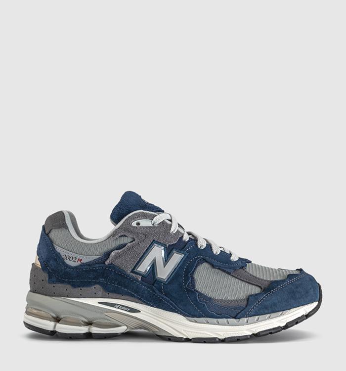 New Balance 2002 Trainers Navy Raincloud