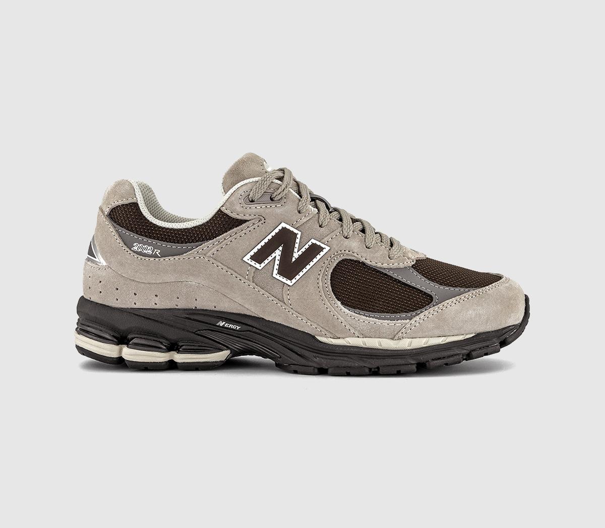 New Balance2002 TrainersArid Stone Black