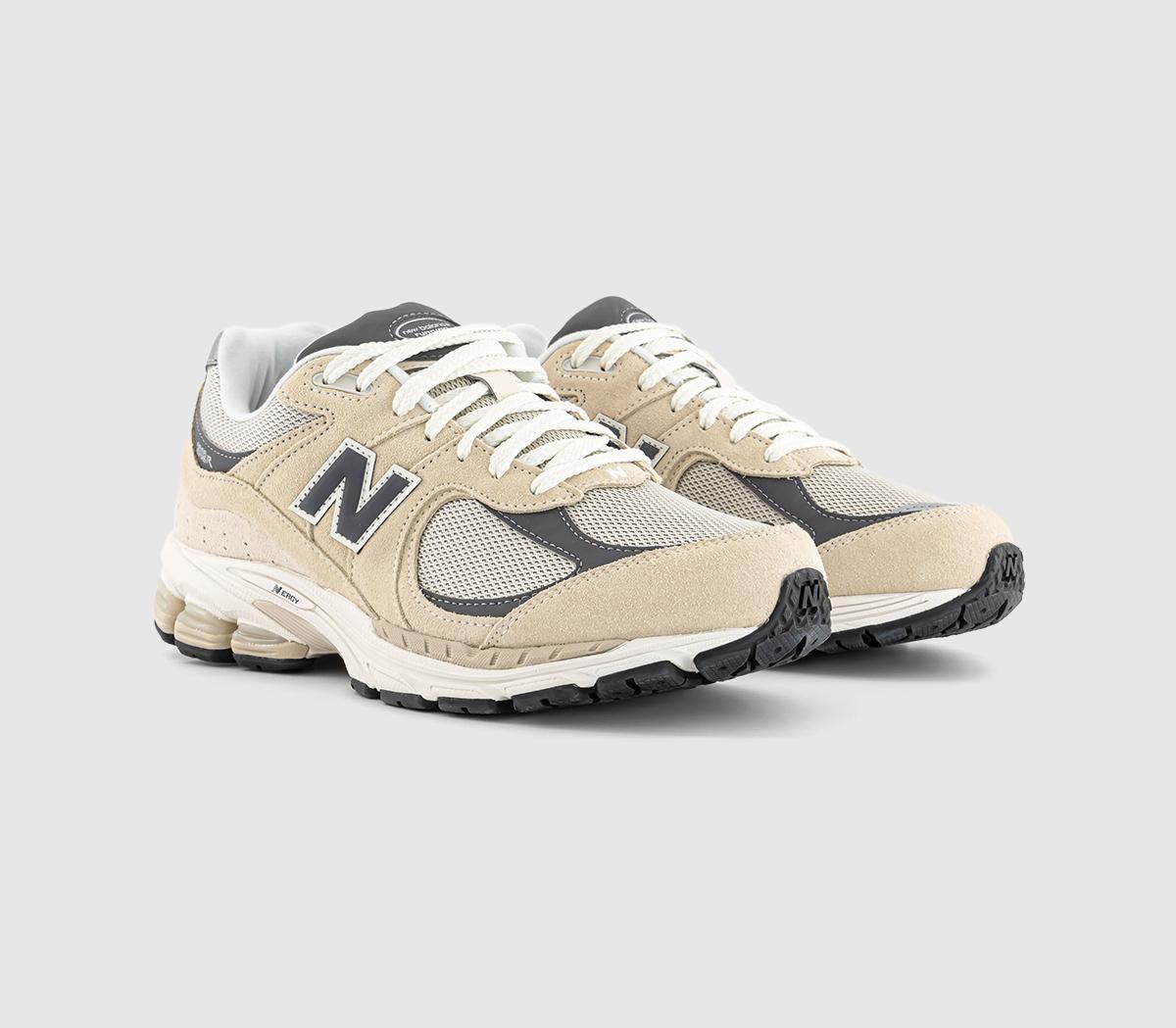 New Balance Womens 2002 Trainers Sandstone Natural, 4