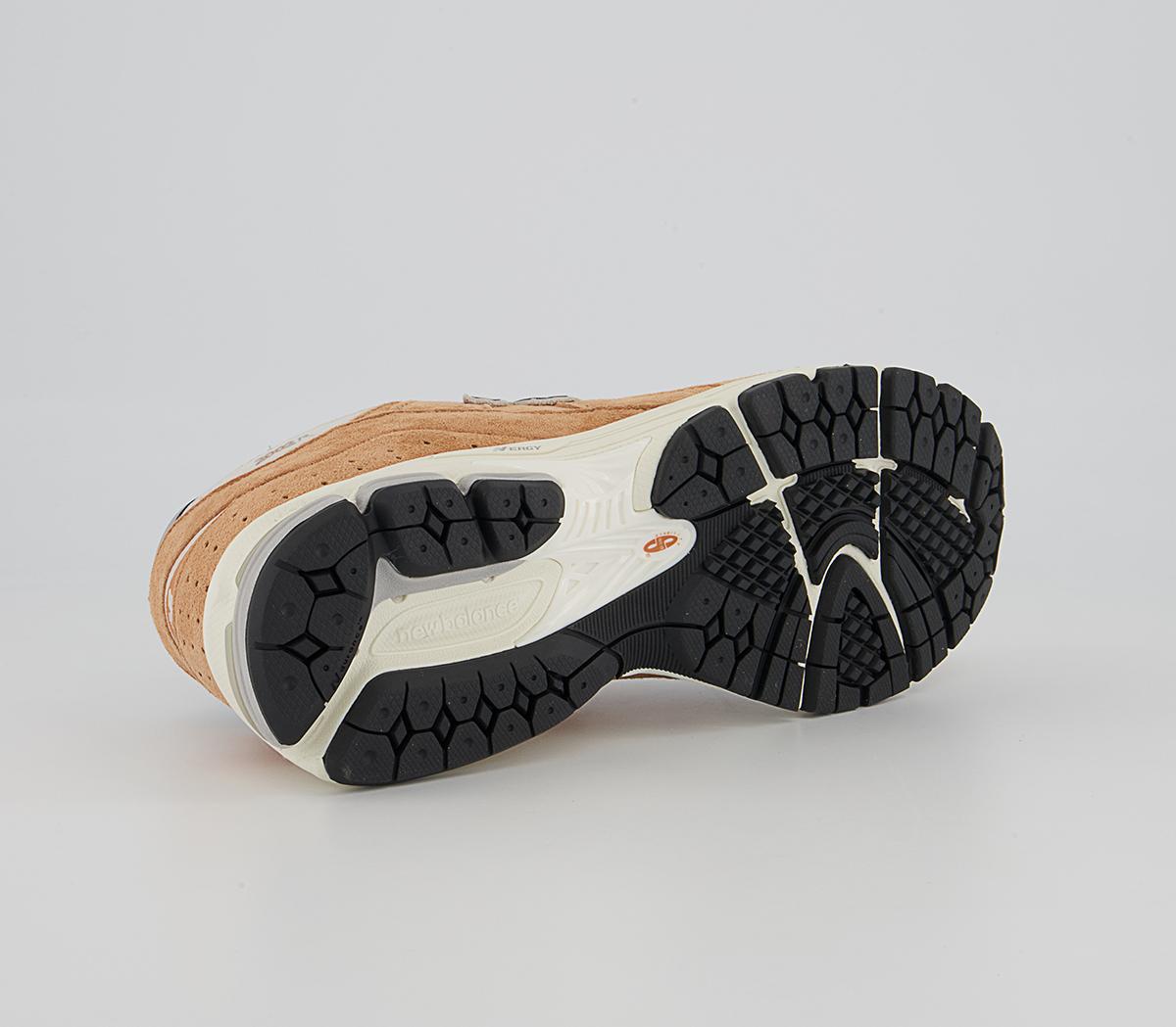 New Balance 2002 Trainers New Balance 2002 Trainers Sweet Caramel