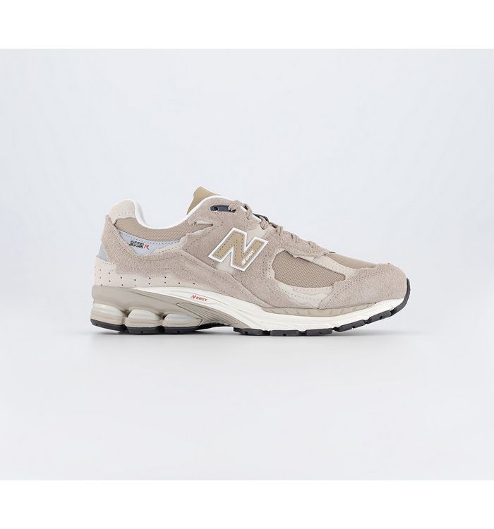 New Balance 2002r Trainers Driftwood In Natural