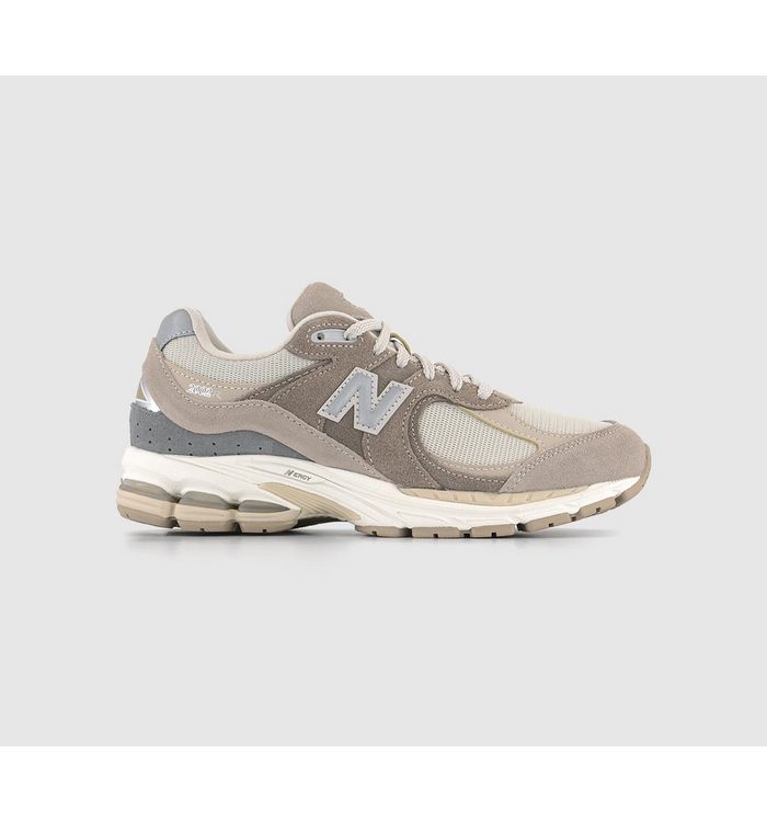 New Balance 2002 Trainers Driftwood Cream Grey Offwhite In Natural